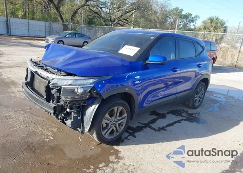 2022 Kia Seltos Lx из США, поврежденный, VIN KNDEPCAA0N7274369